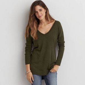 AEO v-neck sweater
